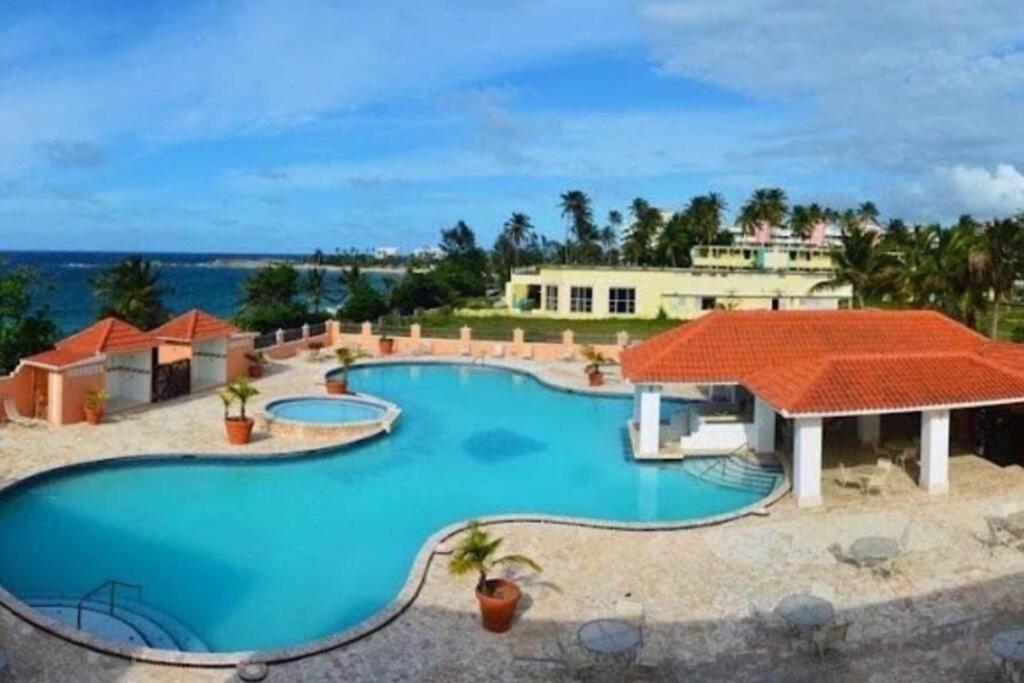 Beachfront Studio Apt W/ Full Kitchen & Pool Isabela Extérieur photo